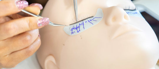 formation extensions de cils